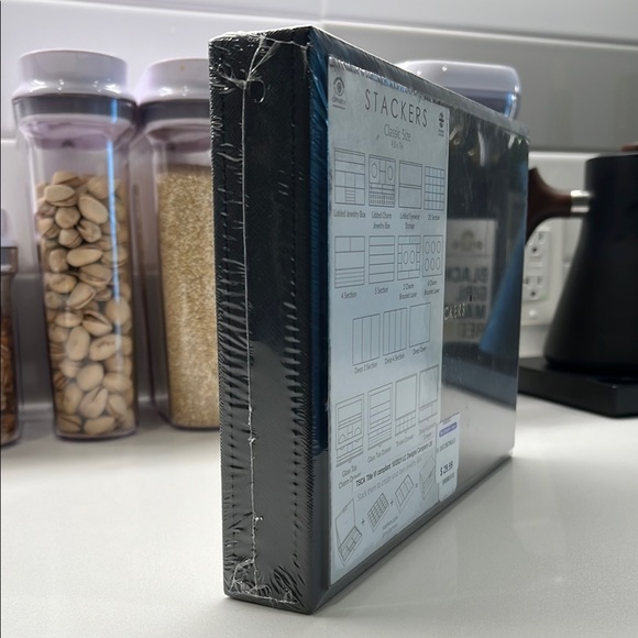 Stackers 6 Charm Bracelet Layer - Picture 2 of 4